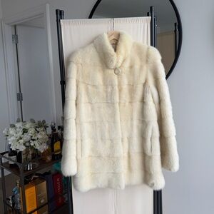 Elegant Cream Mink Coat